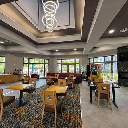 מלון La Quinta By Wyndham Raleigh קרי מראה חיצוני תמונה
