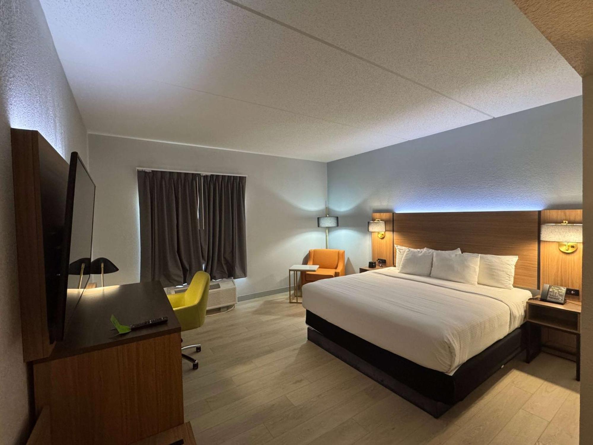 מלון La Quinta By Wyndham Raleigh קרי מראה חיצוני תמונה